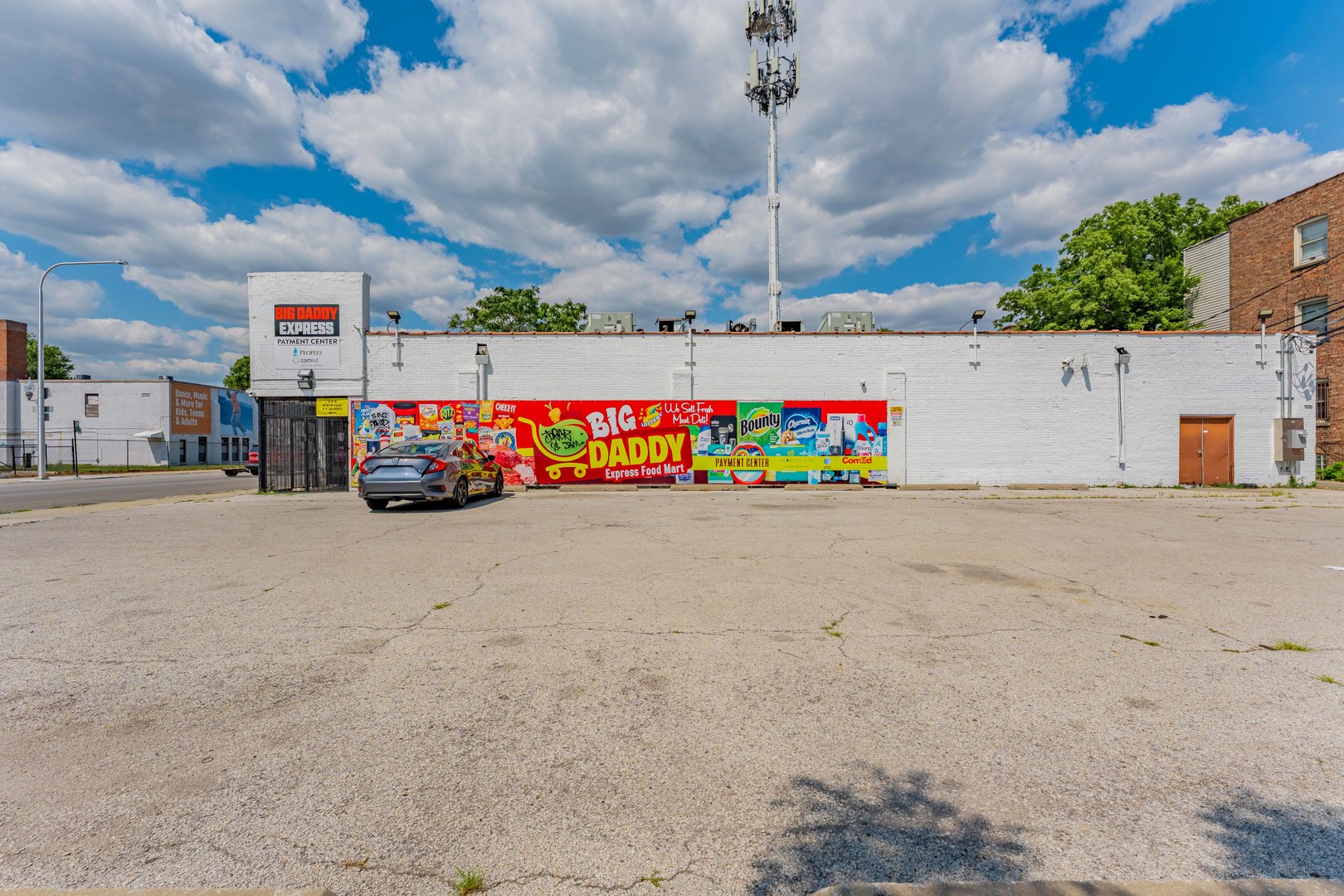 1924 E 87th Street Property Photo 2