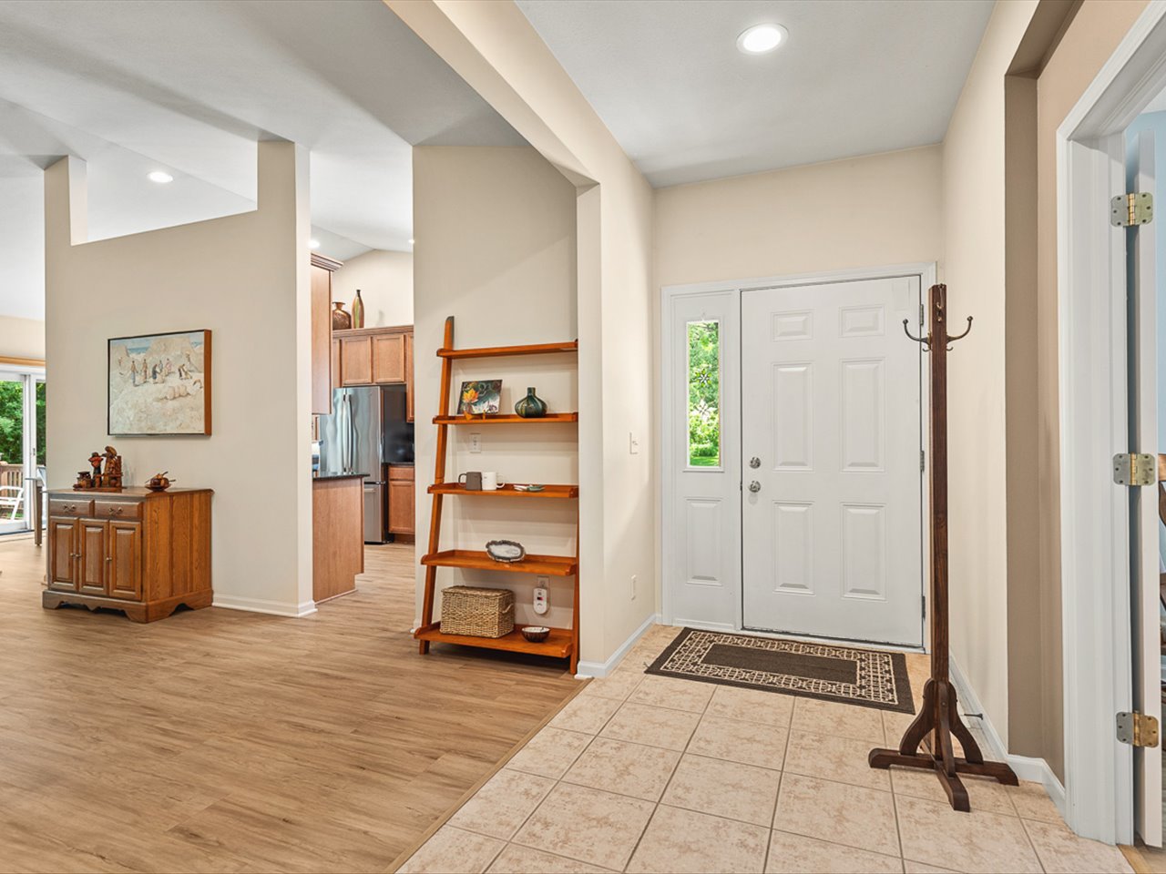 6364 Parks Edge Drive Property Photo 6