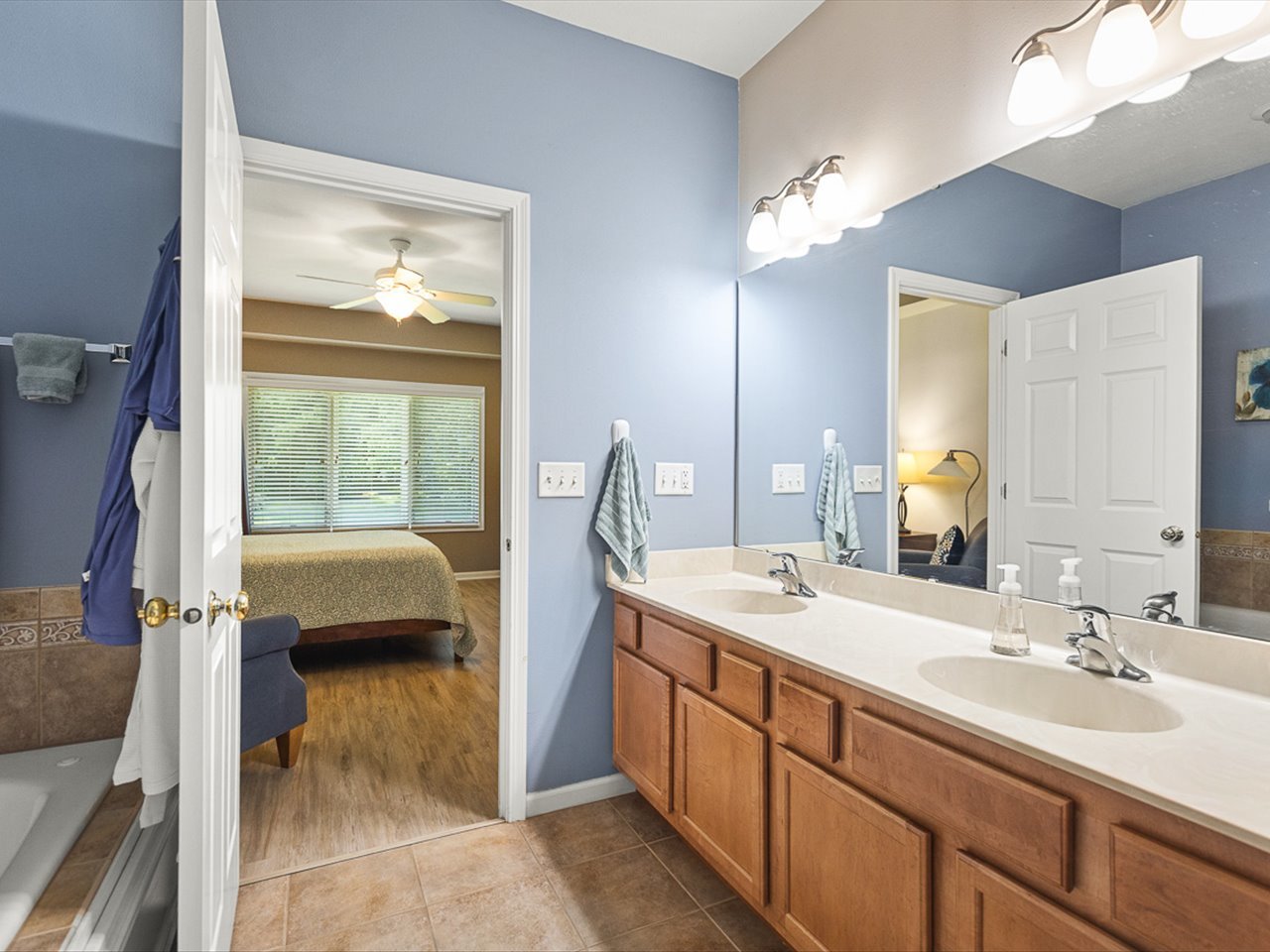 6364 Parks Edge Drive Property Photo 25