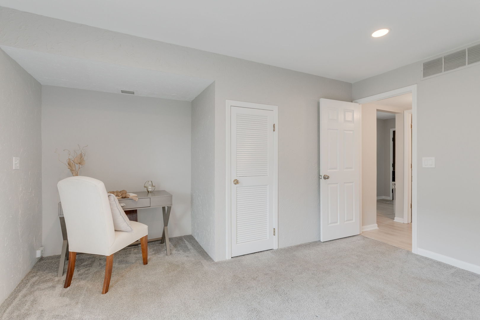 1125 Danvers Court Property Photo 17