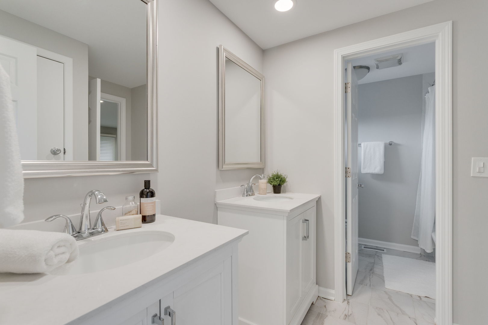 1125 Danvers Court Property Photo 21