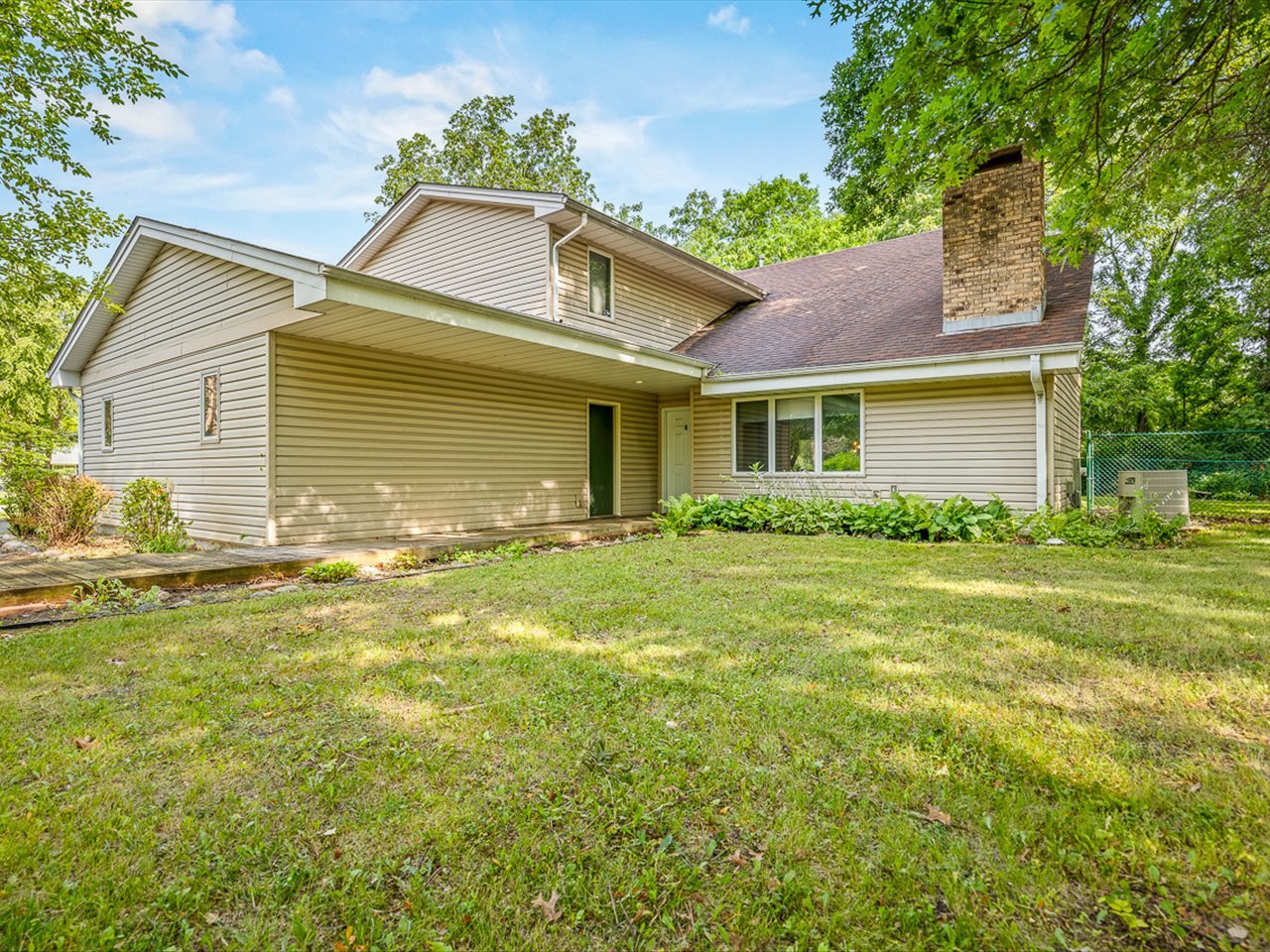 6538 Coach Lite Court Property Photo
