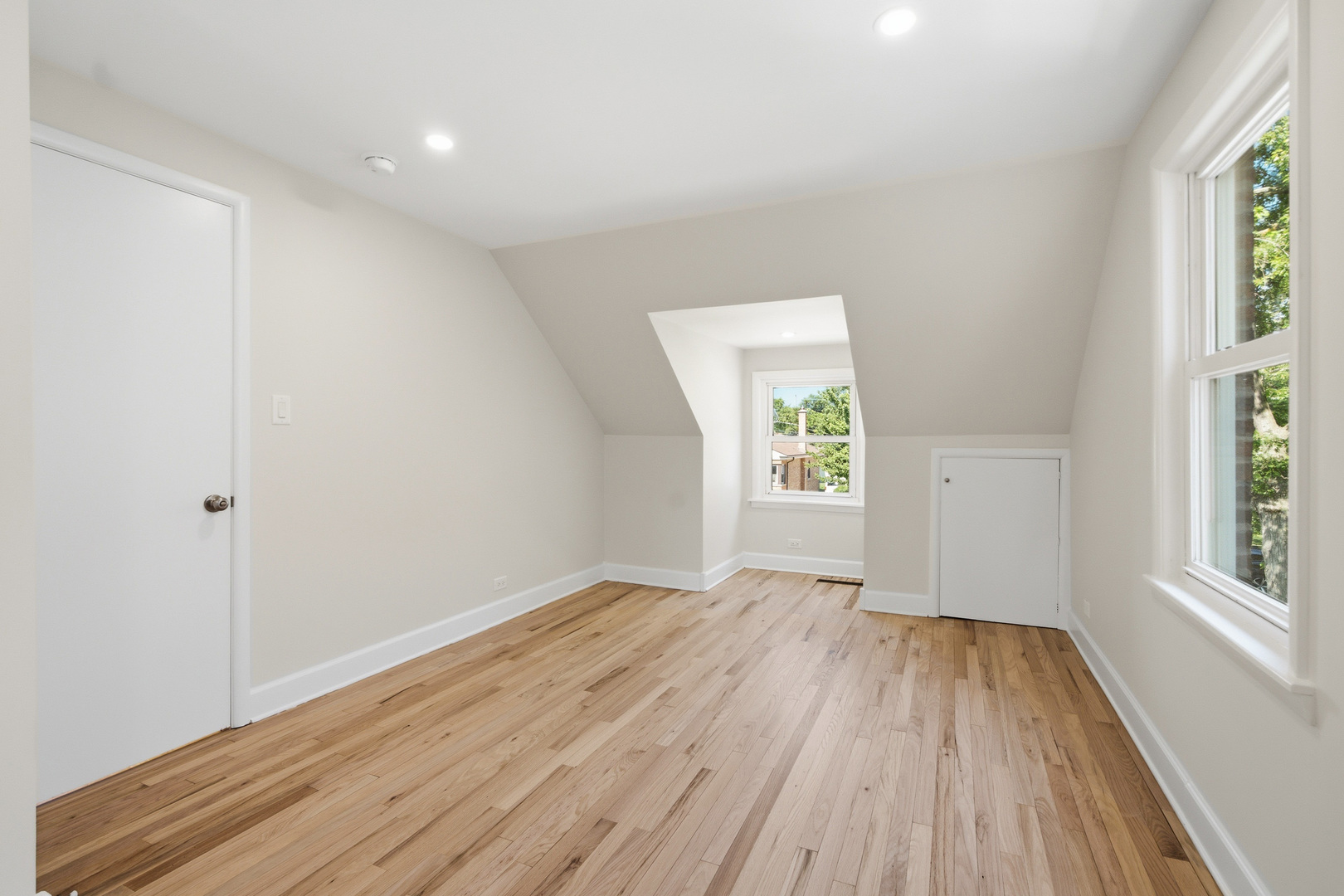7519 Kolmar Avenue Property Photo 17