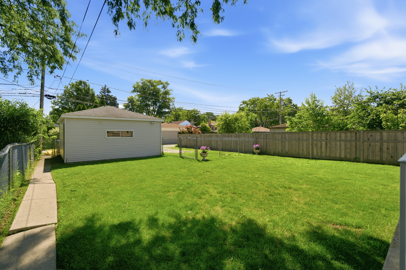 7519 Kolmar Avenue Property Photo 28