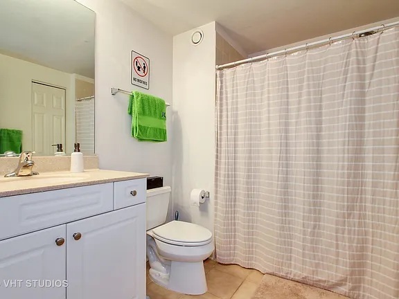 807 Davis Street 903 Property Photo 6