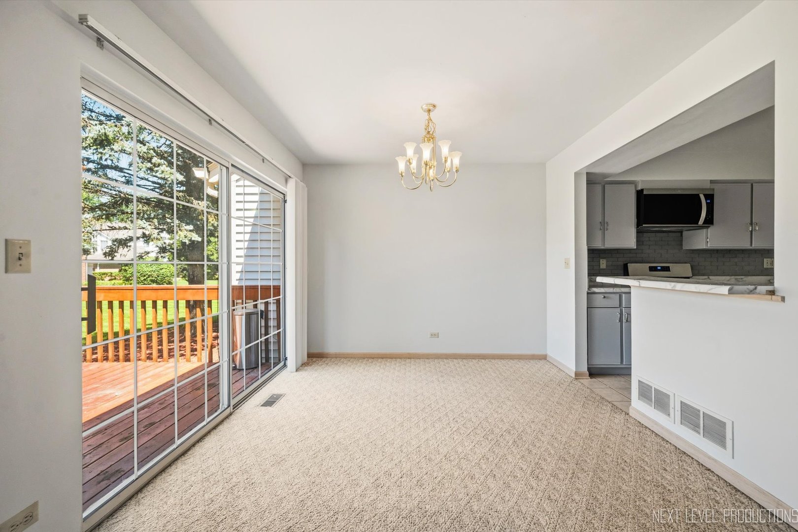 37 Ione Drive B Property Photo 12
