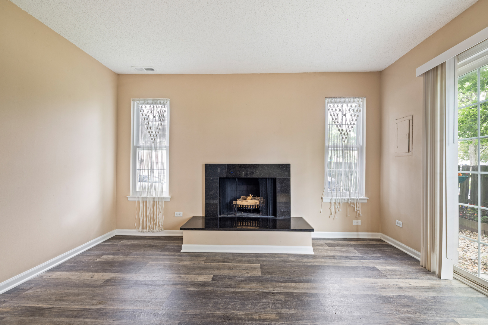 510 Nebraska Circle Property Photo 4