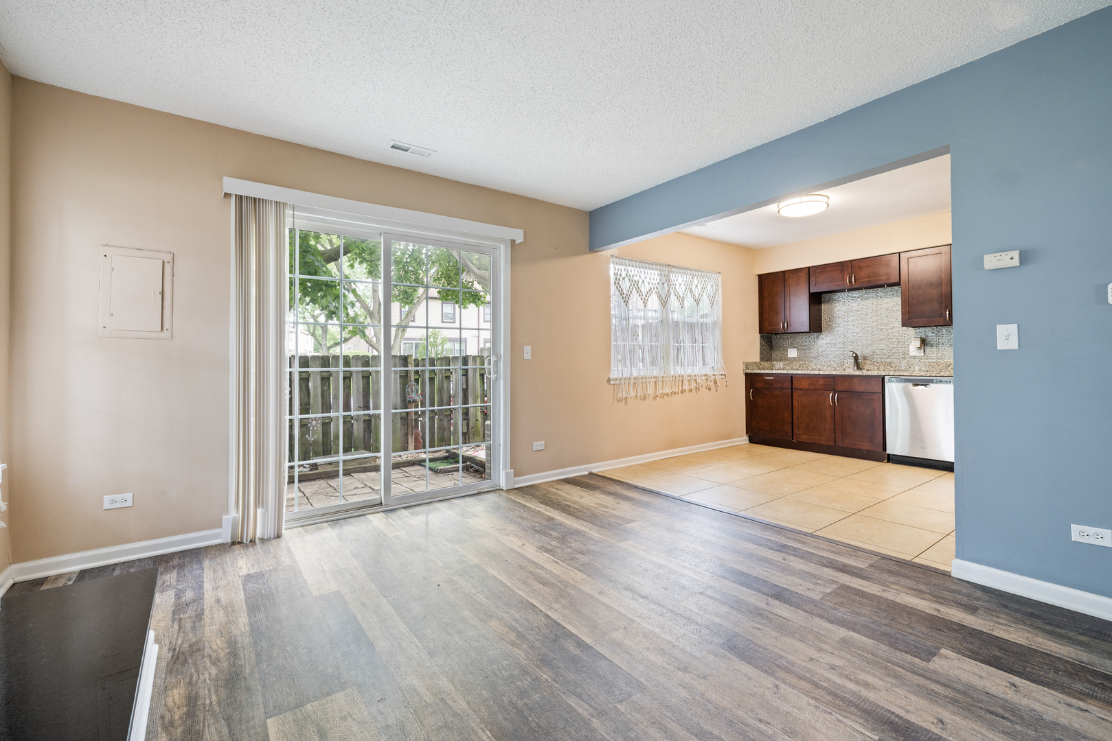 510 Nebraska Circle Property Photo 8