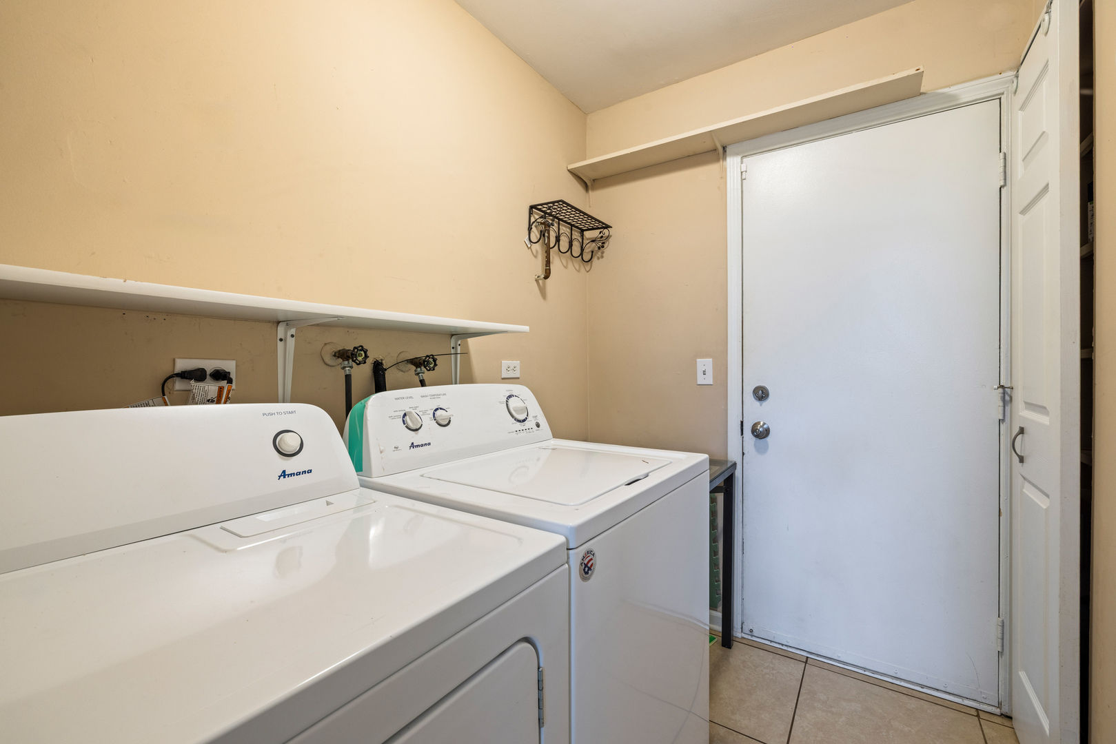 510 Nebraska Circle Property Photo 13