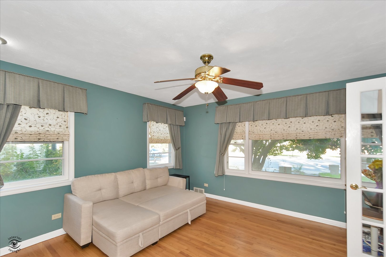 1328 Main Street Property Photo 7