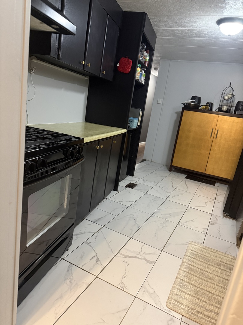 870 5th Street Property Photo 8