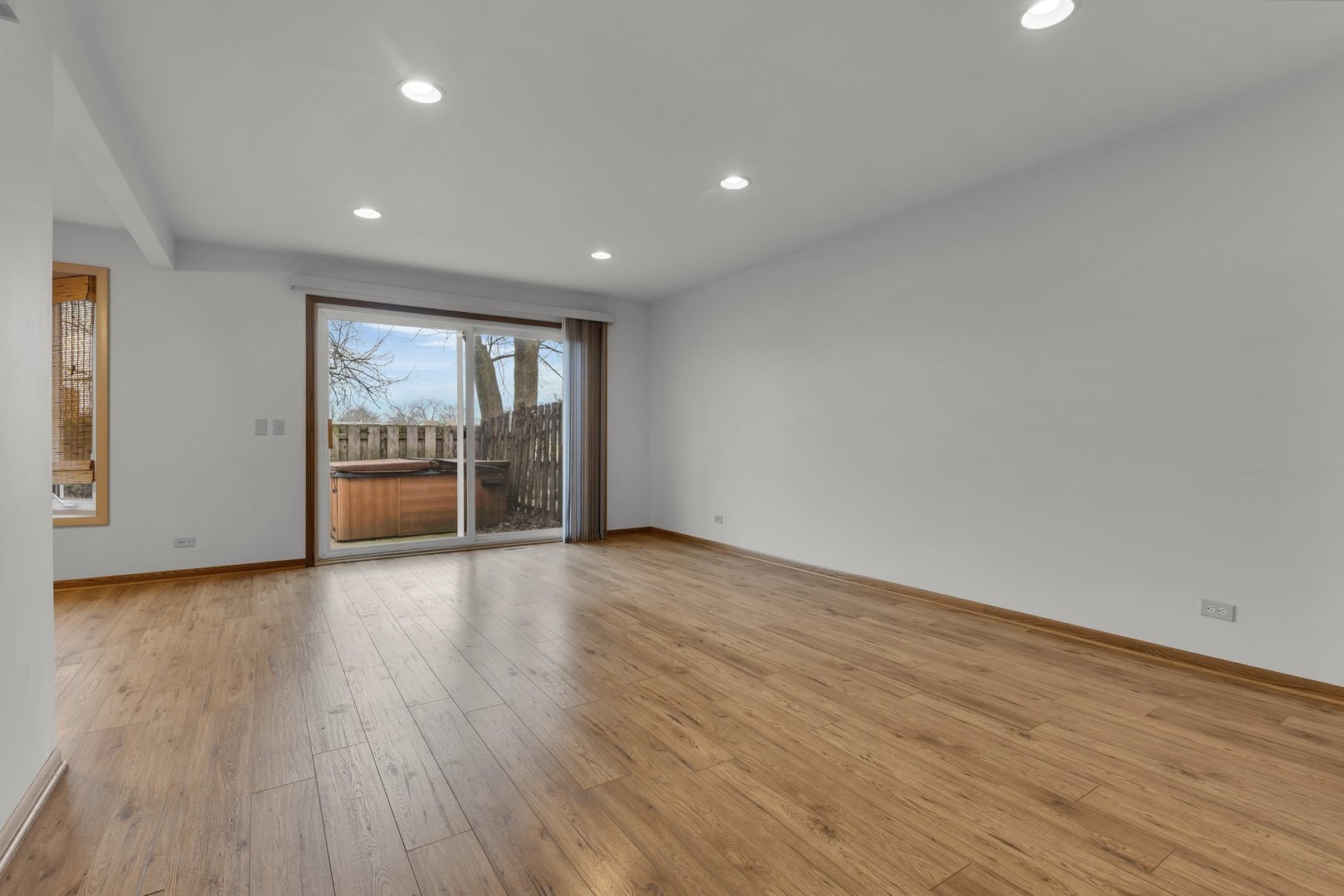 216 Douglass Way Property Photo 8