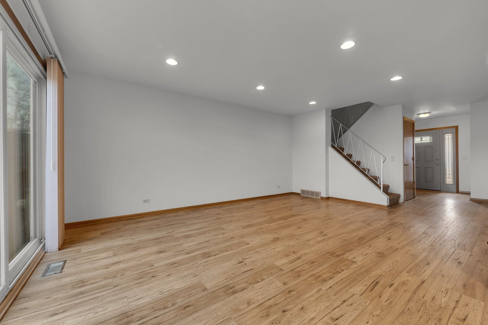 216 Douglass Way Property Photo 10
