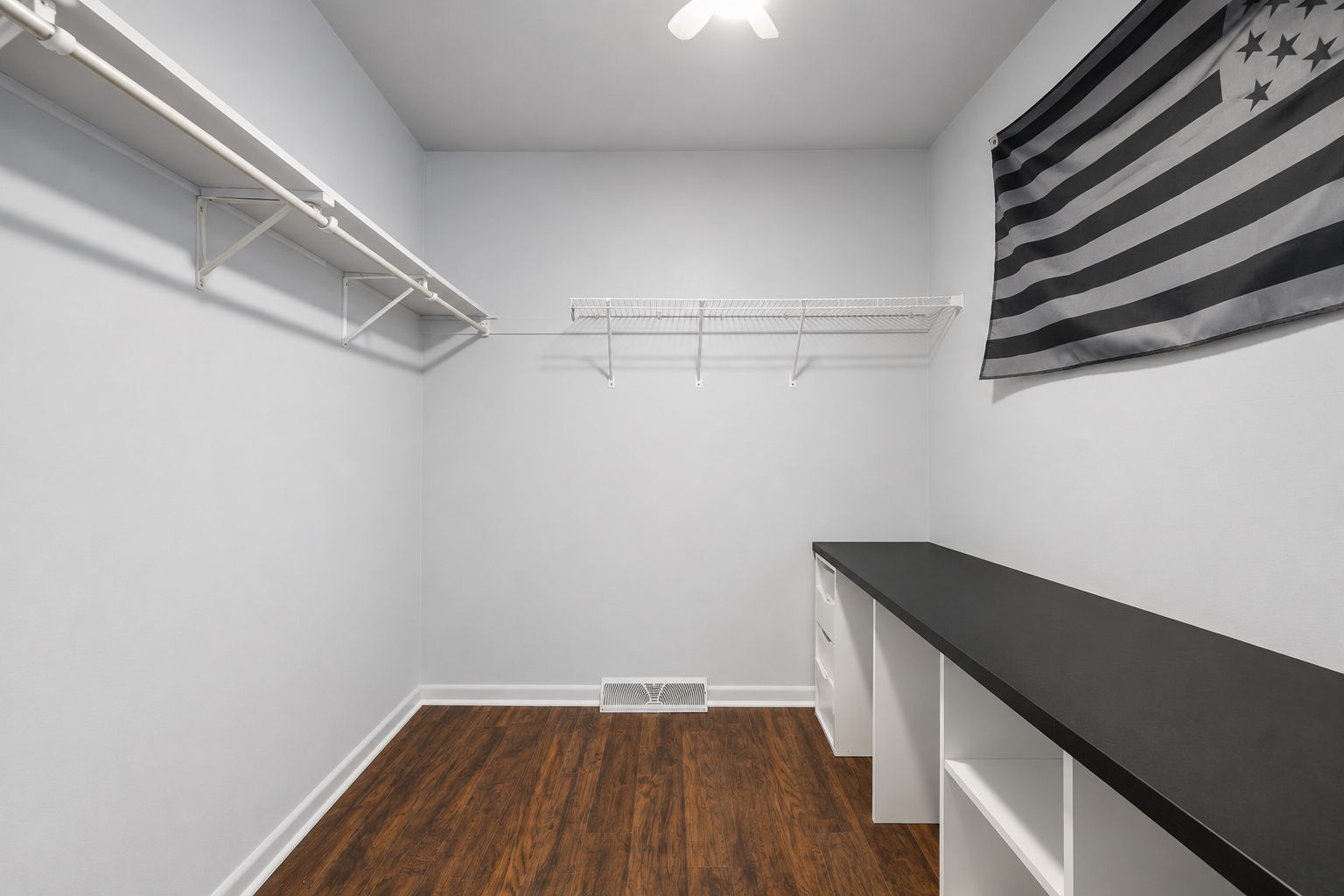 216 Douglass Way Property Photo 18