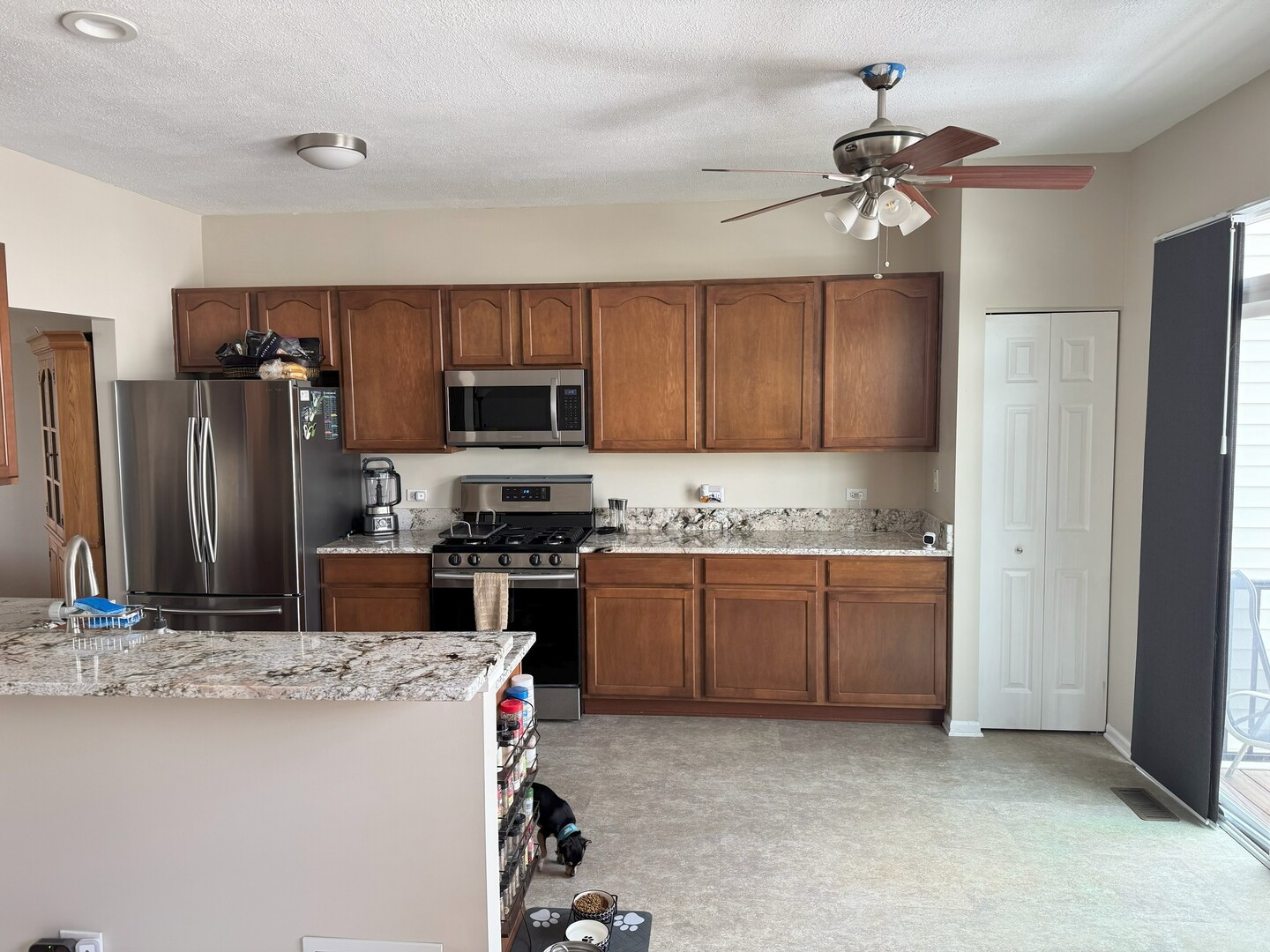 902 Summit Creek Drive Property Photo 5