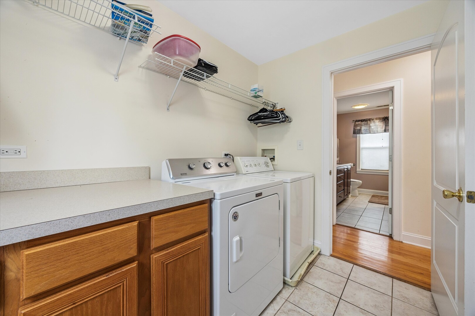 721 N Brainard Avenue Property Photo 13