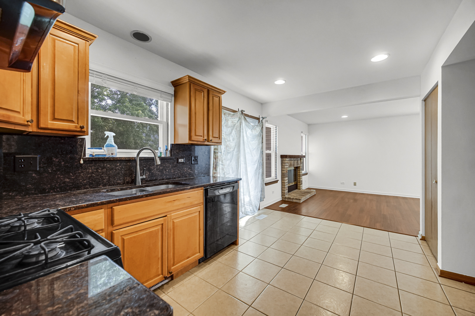 1001 Martingale Lane Property Photo 6
