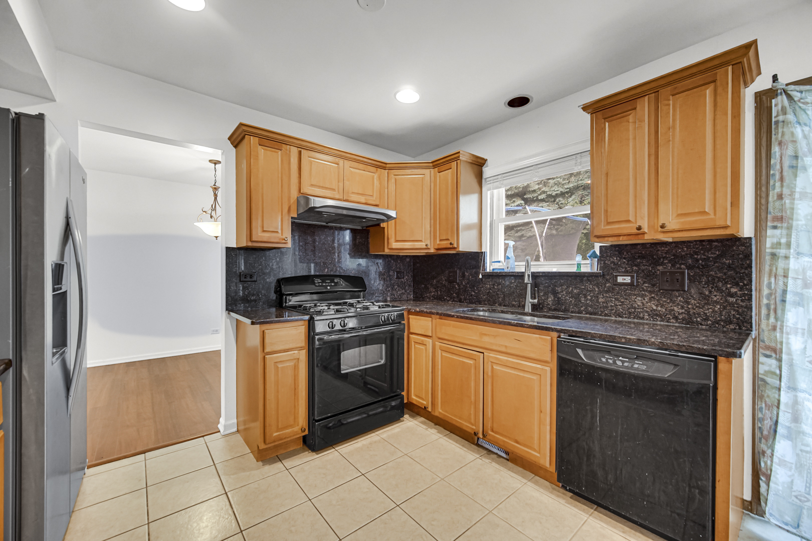 1001 Martingale Lane Property Photo 7