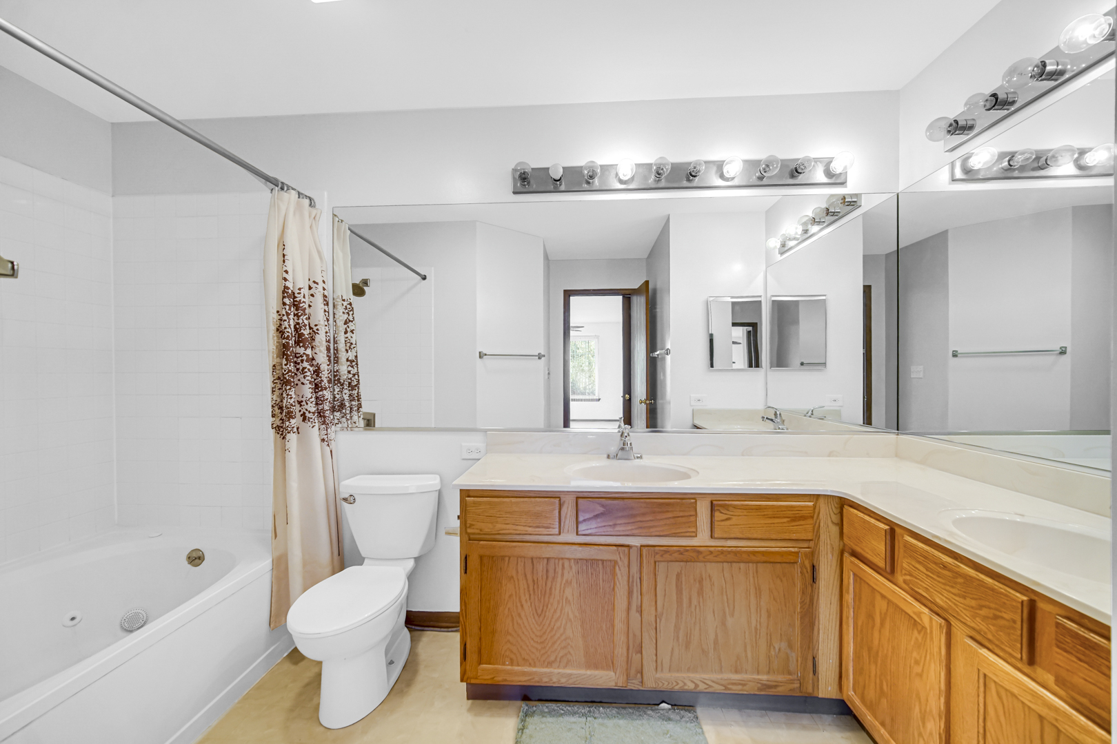 1001 Martingale Lane Property Photo 20