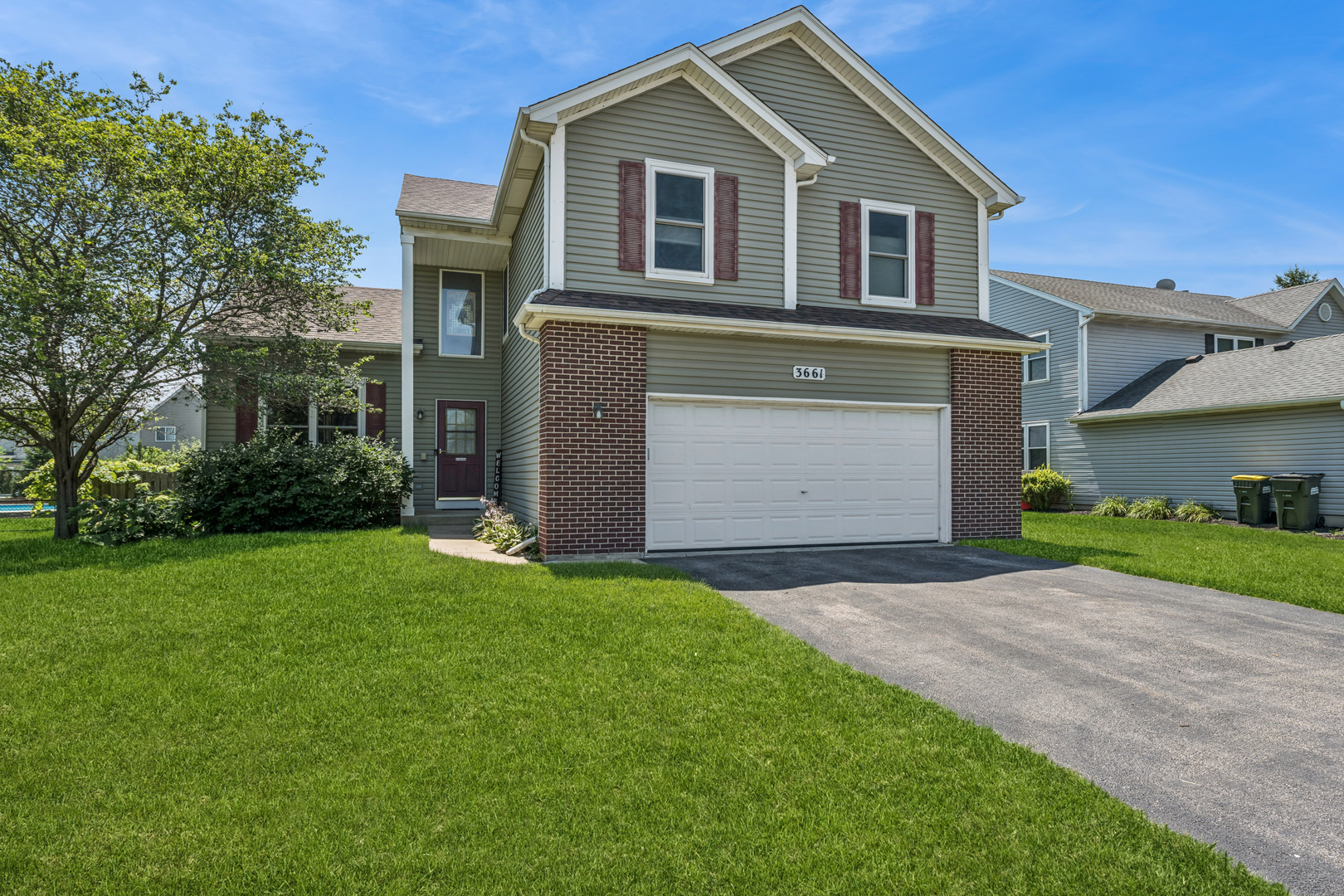 3661 Chadwick Lane Property Photo 1