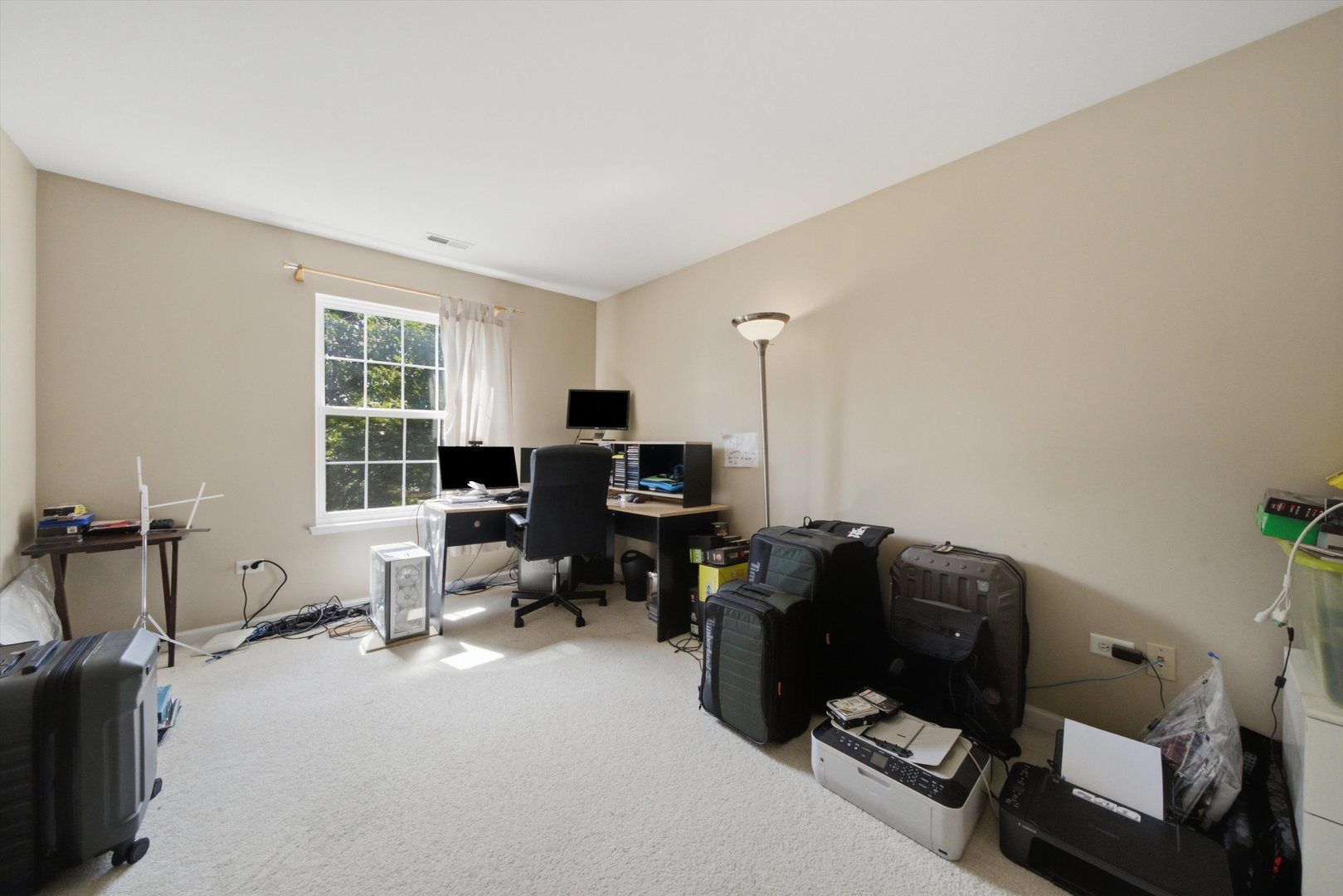 321 Claridge Circle Property Photo 24