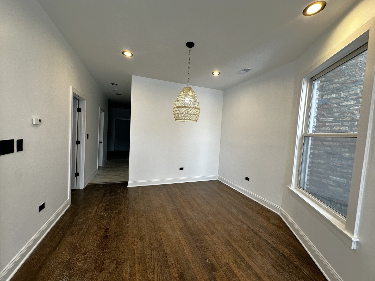 1911 S Ridgeway Avenue 1f Property Photo 4
