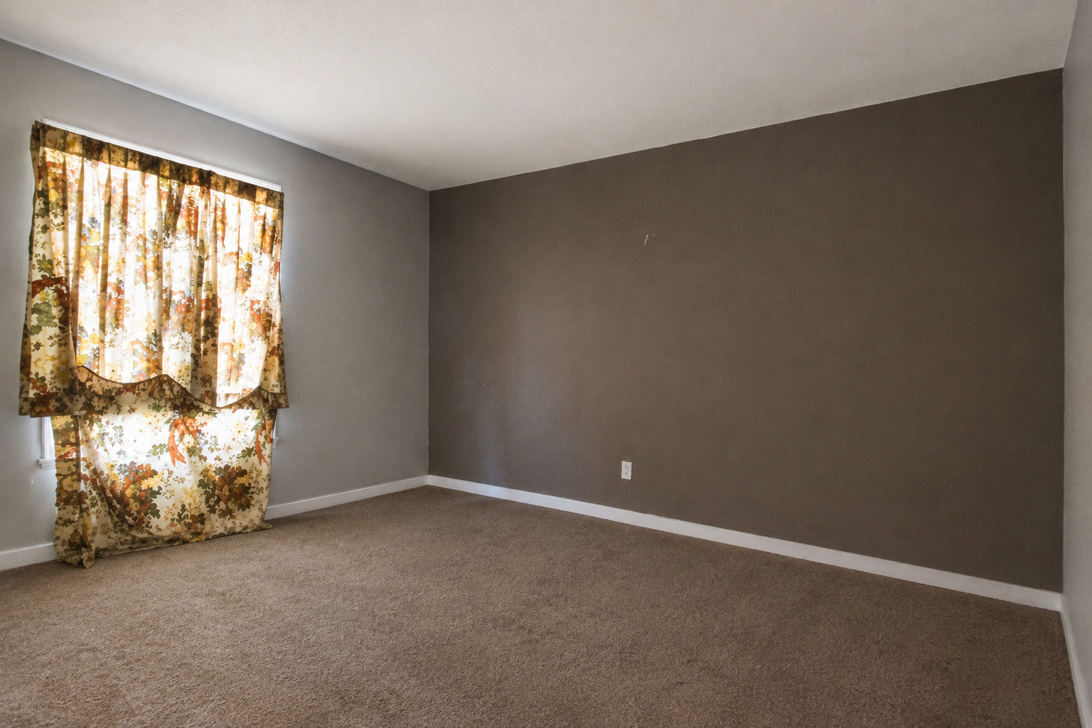 720 Grant Avenue Property Photo 6