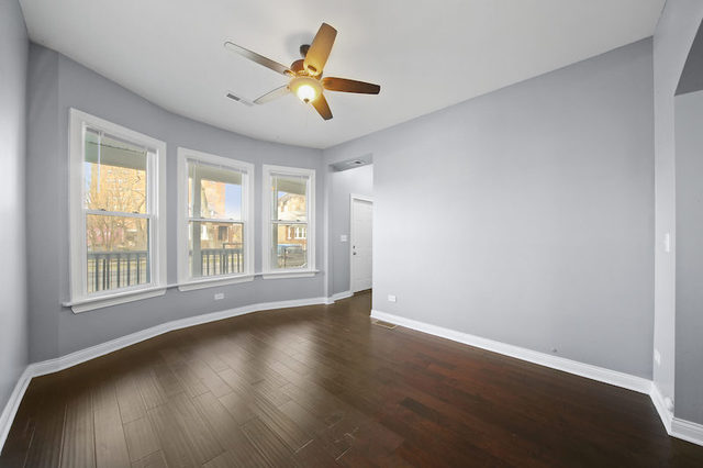 7931 S East End Avenue Property Photo 3