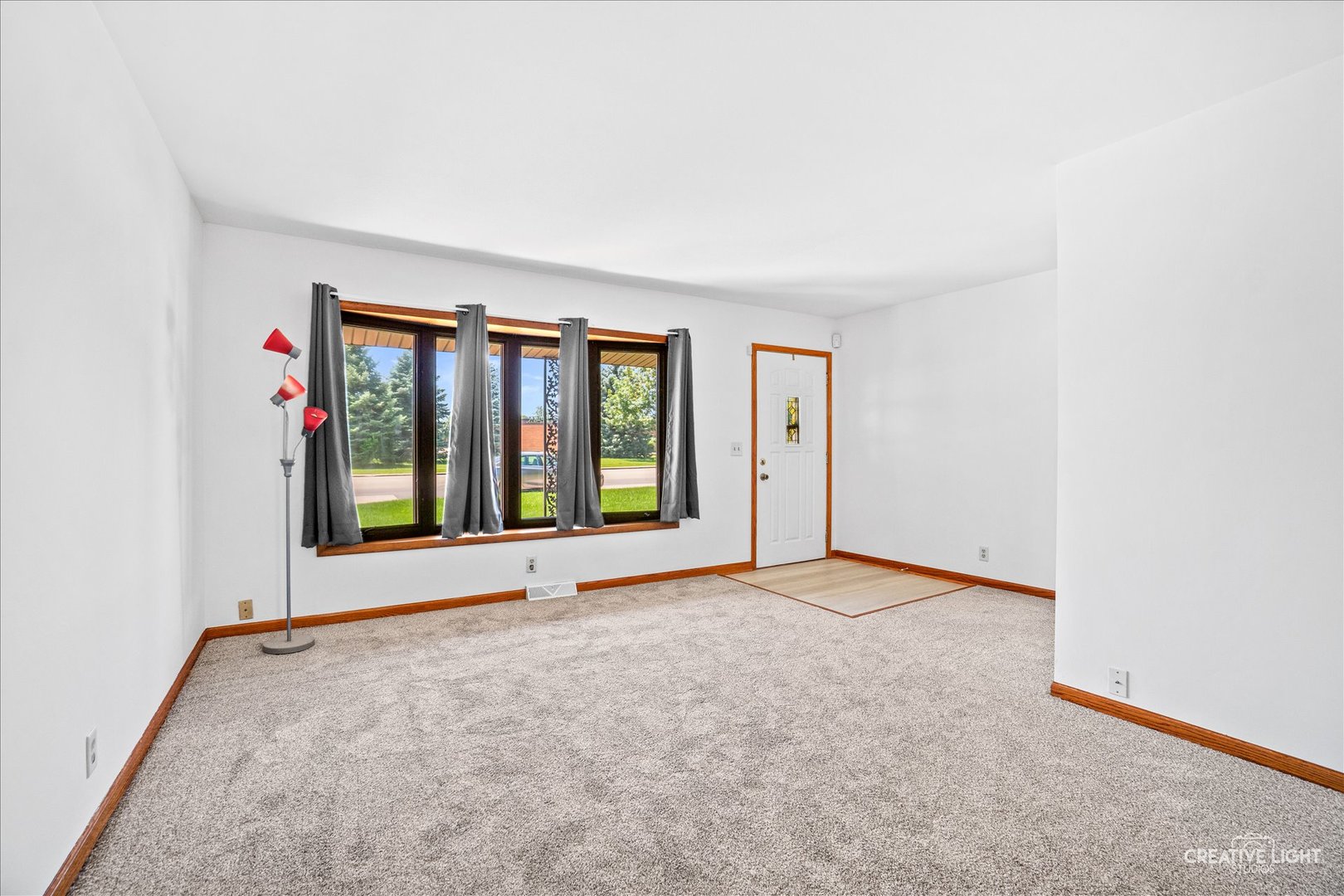 176 Boulder Hill Pass Property Photo 3