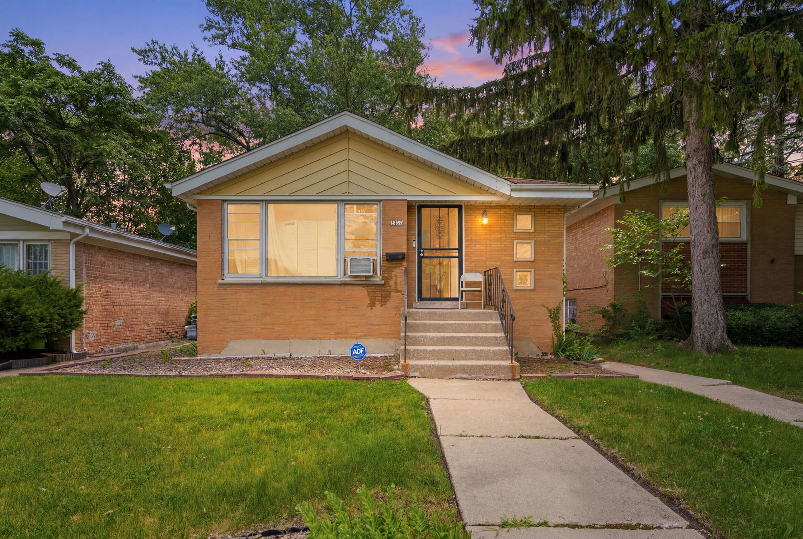 14533 Center Avenue Property Photo 1