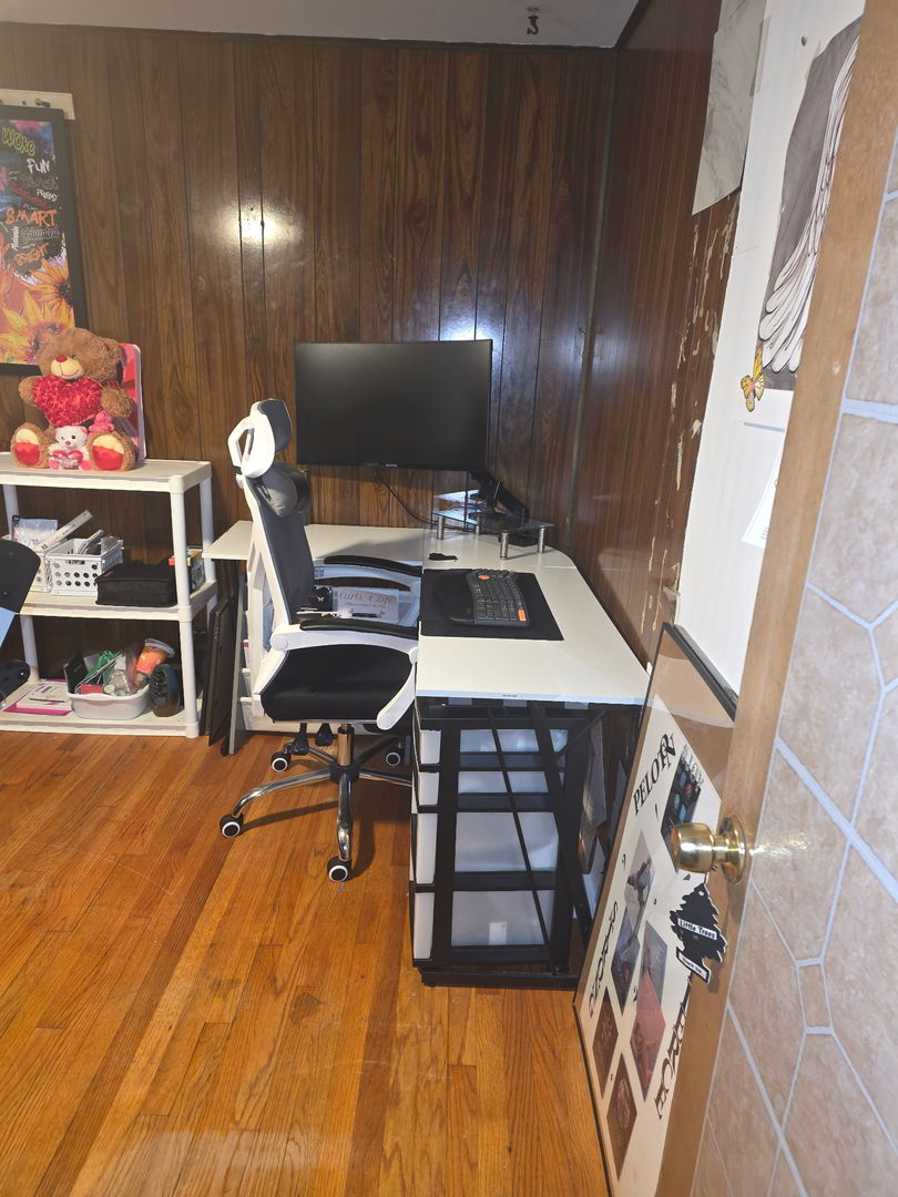 14533 Center Avenue Property Photo 7