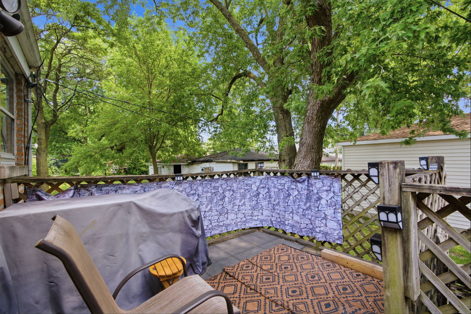 14533 Center Avenue Property Photo 17
