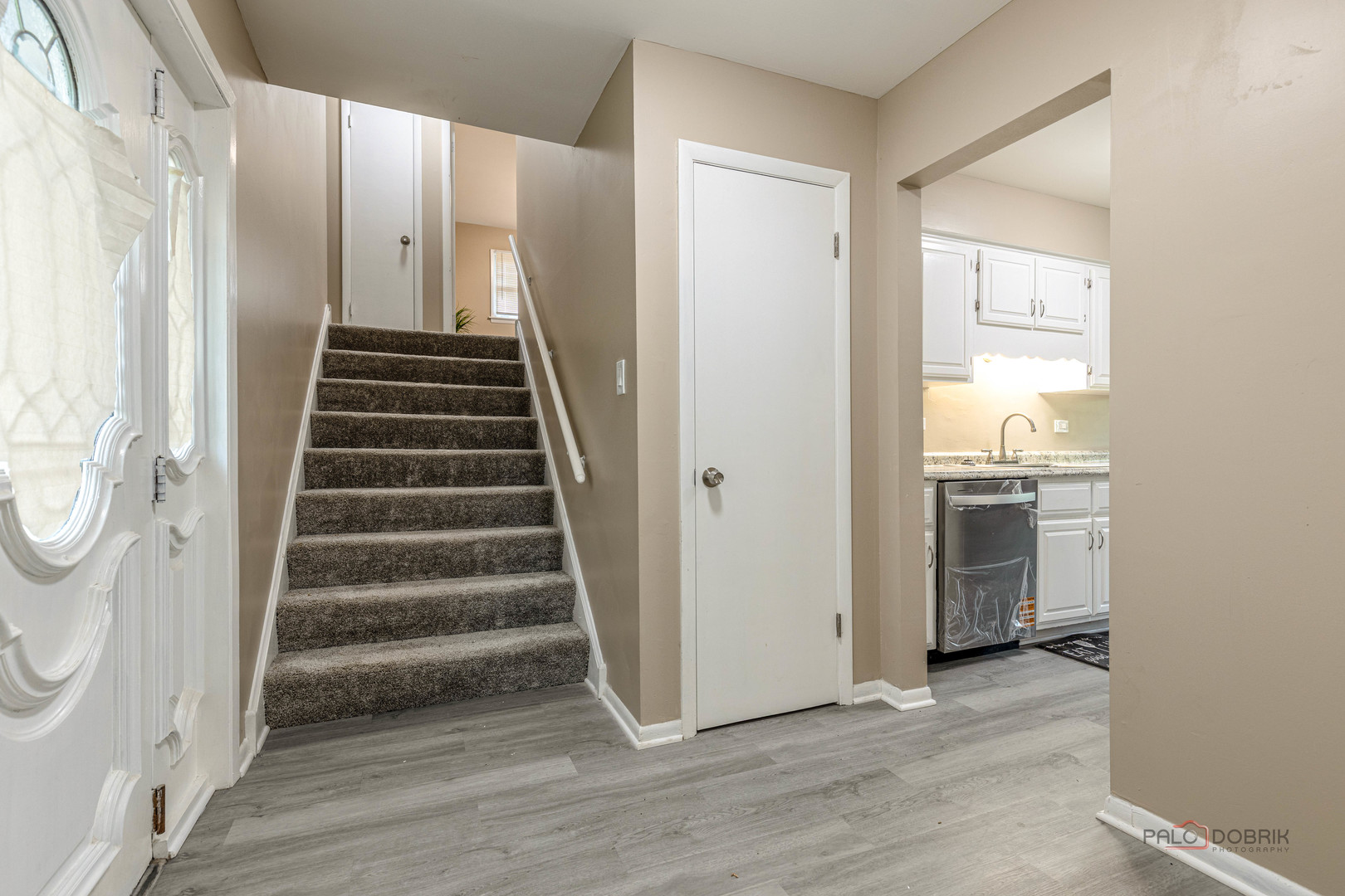 17108 Evans Drive Property Photo 5