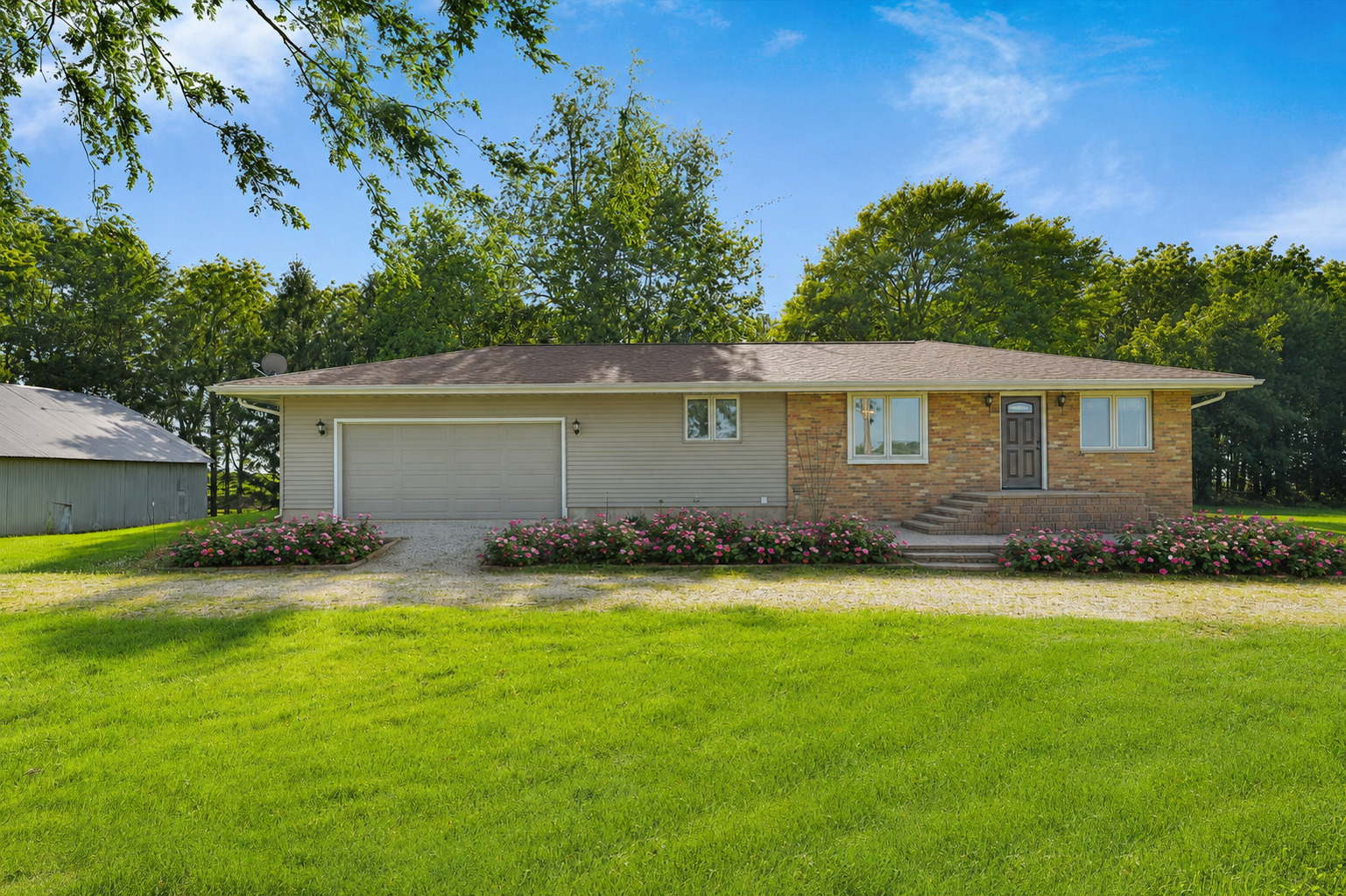 2676 Fairview Drive Property Photo 1