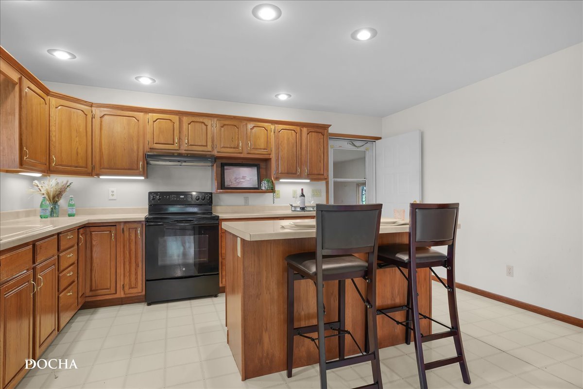 2676 Fairview Drive Property Photo 2