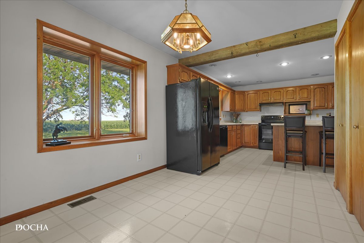 2676 Fairview Drive Property Photo 5