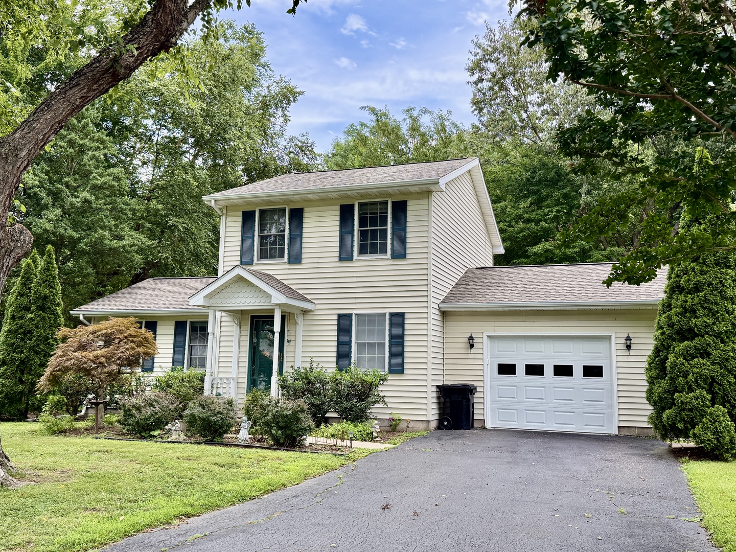 20 Woodhaven Drive Property Photo 1