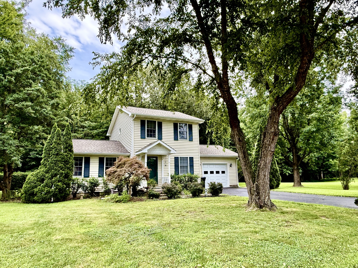 20 Woodhaven Drive Property Photo 2