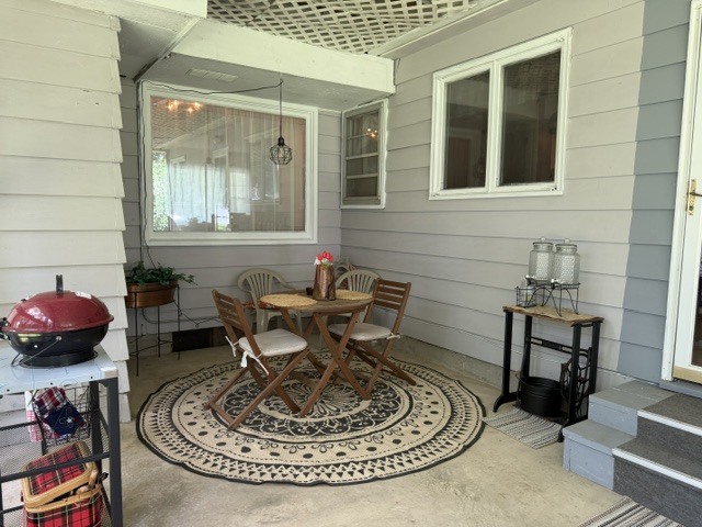 1100 Meadowview Drive Property Photo 20