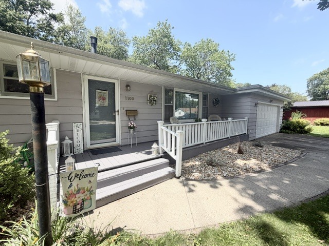 1100 Meadowview Drive Property Photo 22