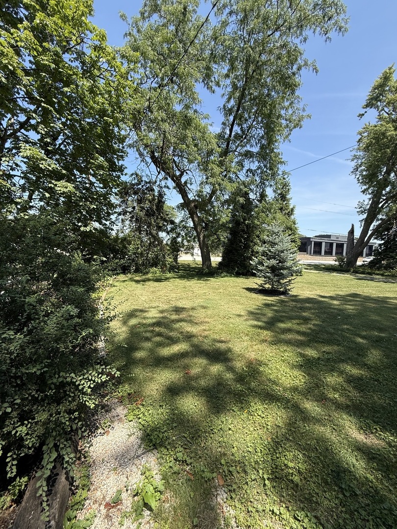47 W Algonquin Road Property Photo 37