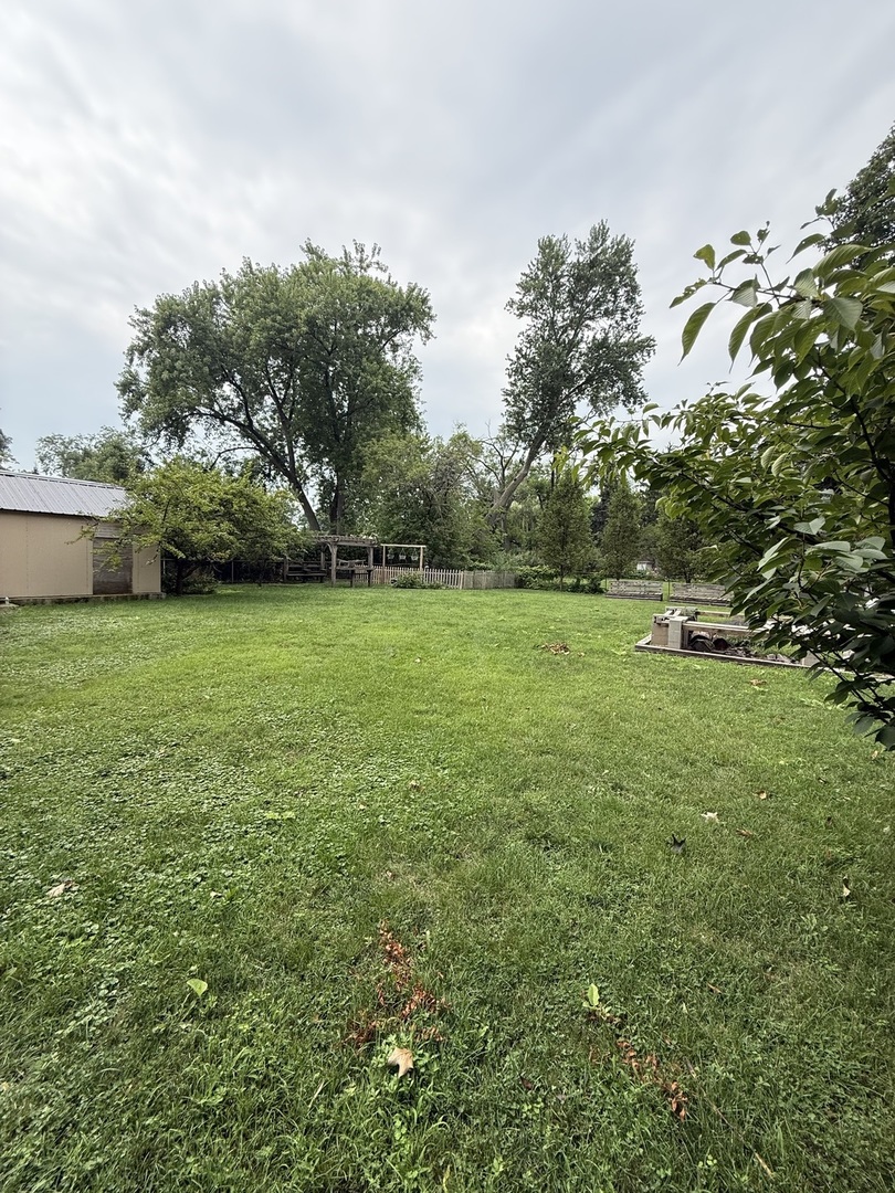 47 W Algonquin Road Property Photo 53