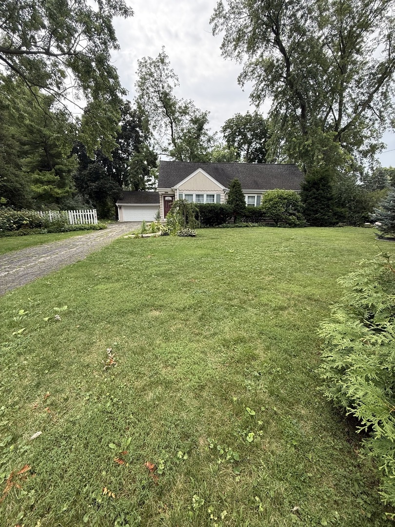 47 W Algonquin Road Property Photo 56