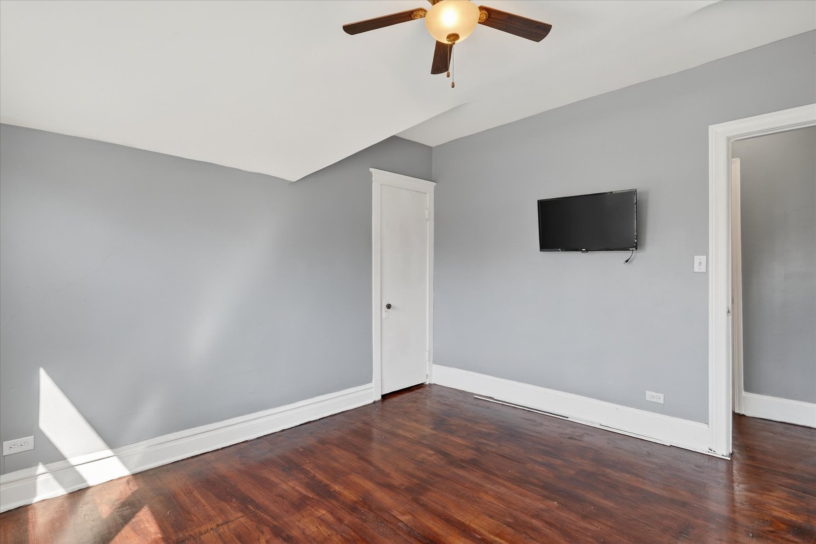 1 E 114th Street Property Photo 20