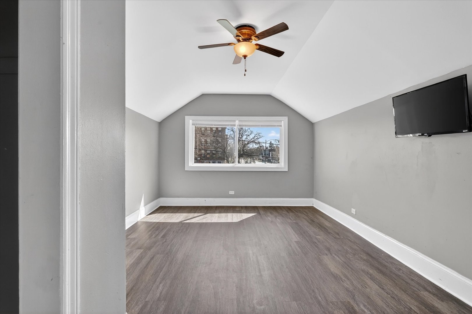 1 E 114th Street Property Photo 22