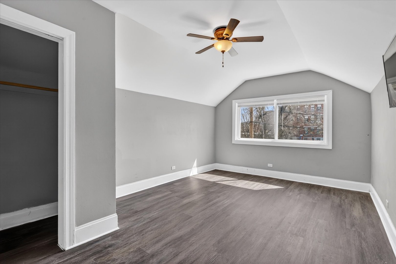 1 E 114th Street Property Photo 23