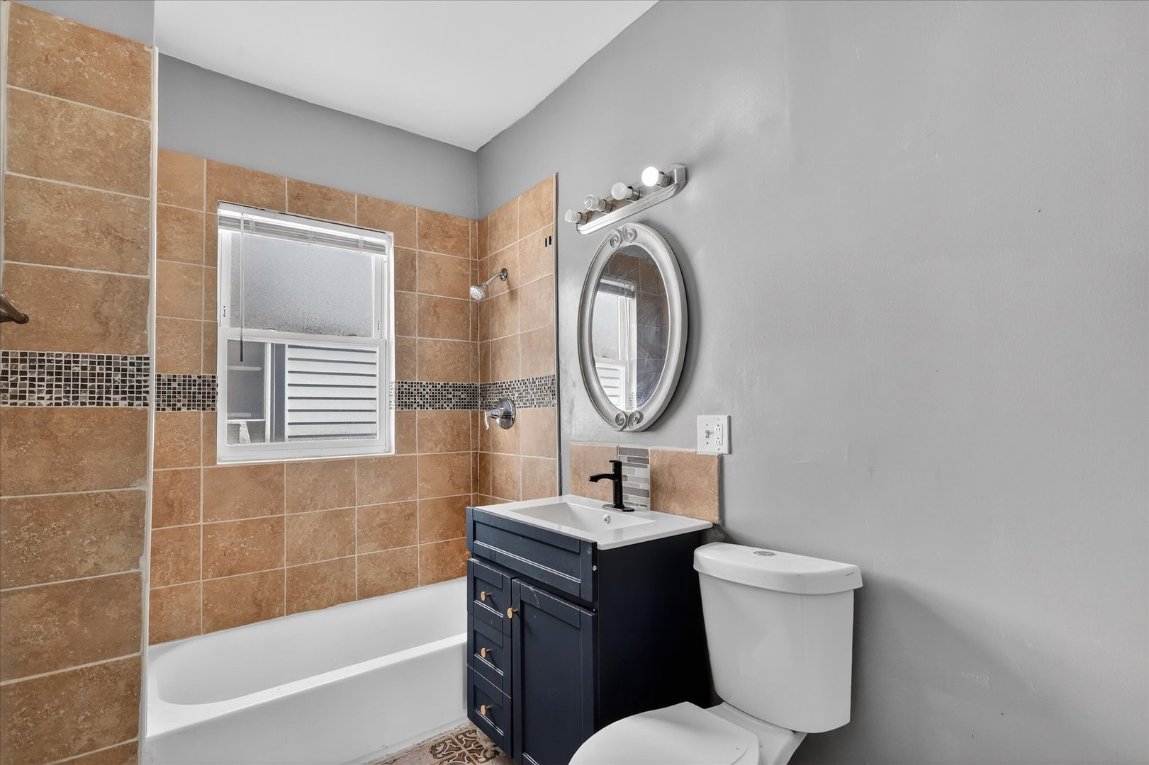 1 E 114th Street Property Photo 25