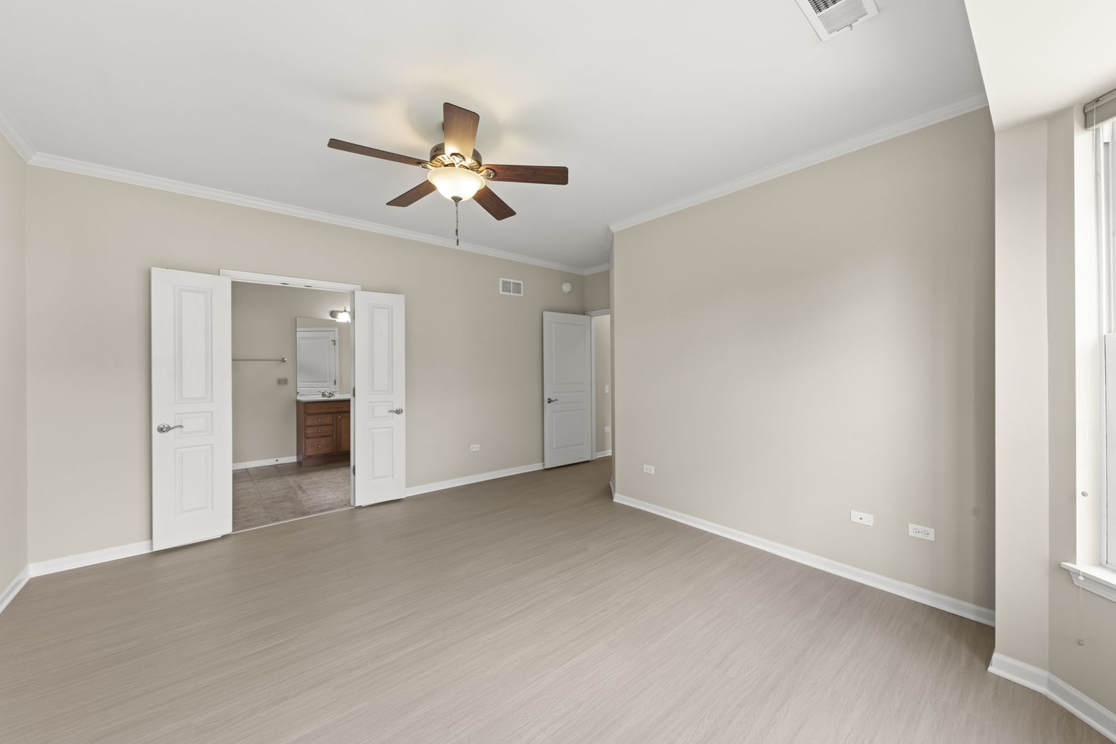 312 National Drive Property Photo 13