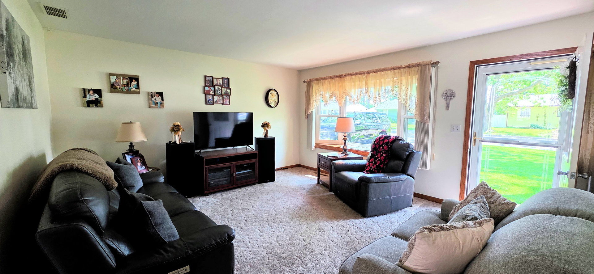 347 S Douglas Drive Property Photo 3