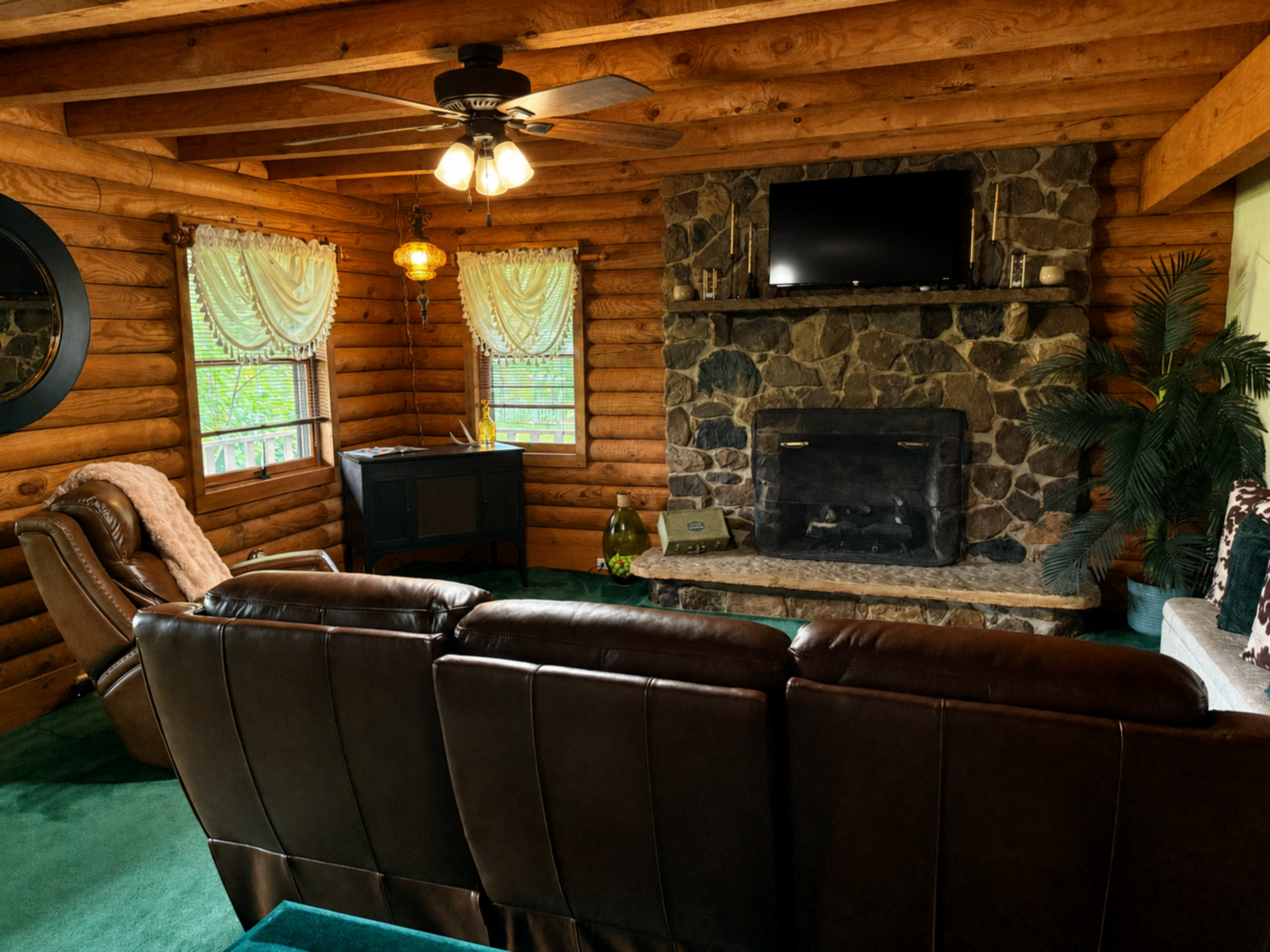 5142 Midway Road Property Photo 15
